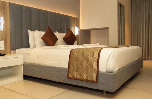 Alto de Porvorim Hotel | Hotel Devdeep