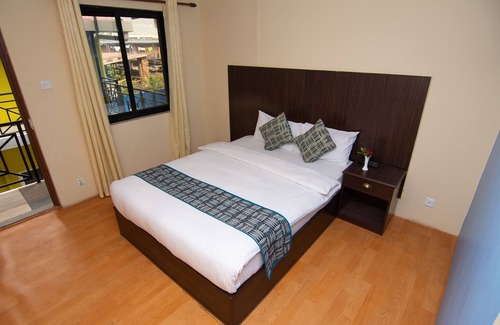 Madhyapur Thimi Hotel | Hotel Dine & Dream