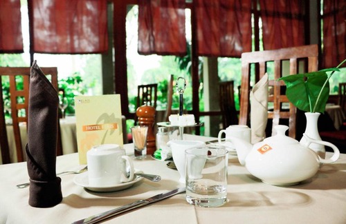 Gombe Hotel | Hotel Elais Kinshasa
