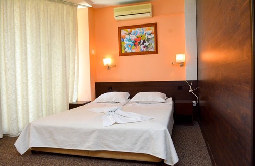 Old Town Hotel | Hotel Elitsa