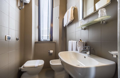 Piombino Hotel | Hotel Est