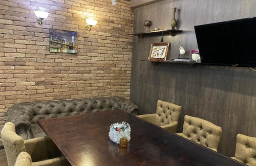 Astrakhan Hotel | Hotel Evropa