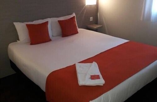 Cenon Hotel | Hotel Formule Club Bordeaux Cenon