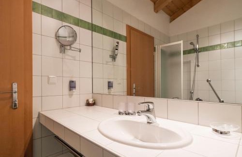 Niederthai Hotel | Hotel Gasthof Stuibenfall