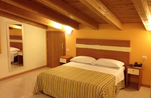 Cesano Boscone Hotel | Hotel GF