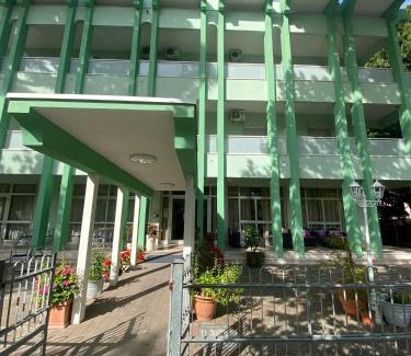 Quartiere XXIV Don Bosco Hotel | Hotel Gladys