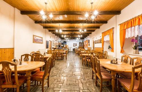 Zelezna Ruda Hotel | Hotel Gradl
