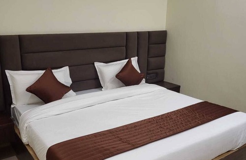 Haridwar Hotel | Hotel Grand Sharon