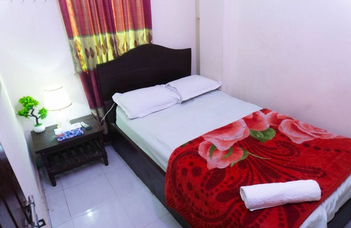 Dhaka House | Hotel Green Garden - Couple Room -AC