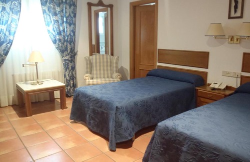 Miranda de Ebro Hotel | Hotel Hospedería el Convento