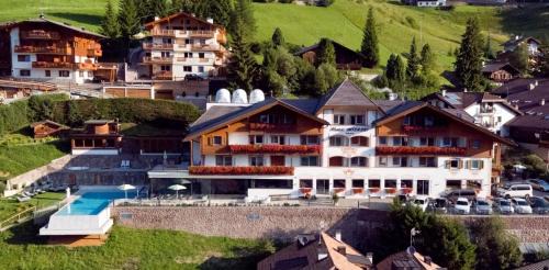 Santa Cristina Val Gardena Hotel | Hotel Interski