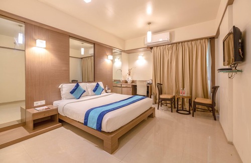 Viman Nagar Hotel | Hotel IVY Studios