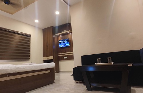 Bhubaneshwar Hotel | Hotel Jayadeep