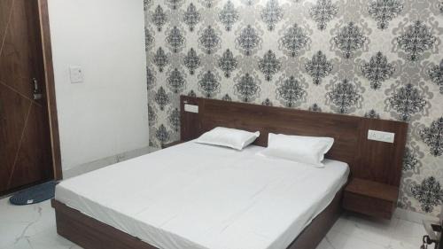 Palwal Hotel | Hotel Kadamb, Palwal