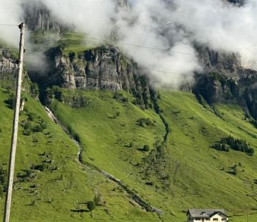 Urnerboden Hotel | Hotel Klausen Treff