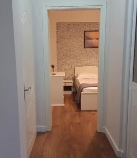 Qender Hotel | Hotel Klironomi