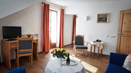 Oberammergau Hotel | Hotel Landhaus Feldmeier ***S