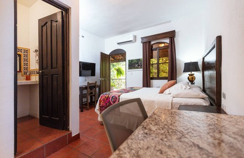 Taxisco Hotel | Hotel Las Marias