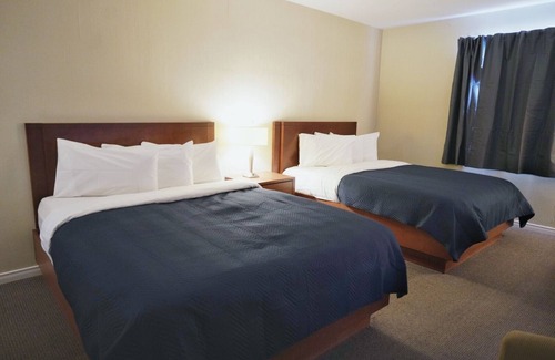 Saint Basile le Grand Hotel | Hotel Le Mirage