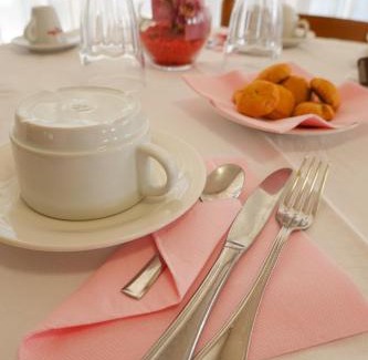 Rivazzurra Hotel | HOTEL LEA B&B Pensione Completa