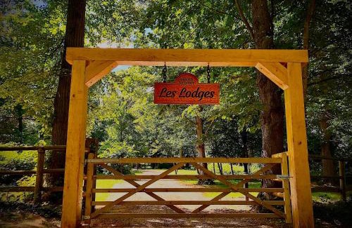 Vaugrigneuse Hotel | Hotel Les Lodges de Vaugrigneuse