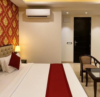 Sector 22 Hotel | Hotel Lycoris Zirakpur Chandigarh # Ambala Chandigarh Highway Hotel # Ample Parking Space # Lift