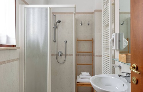 Mantua Hotel | Hotel Mantegna Stazione , Mantegna Hotels