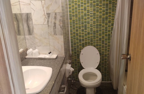 Bang Khae Hotel | Hotel Metro Inn