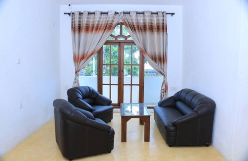 Kudapaduwa Hotel | Hotel Nathariya Negombo