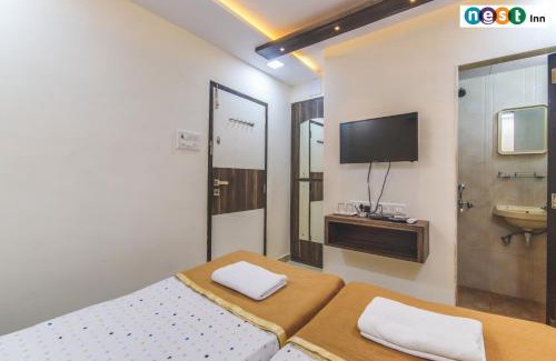 Malad West House | Hotel Nest In
