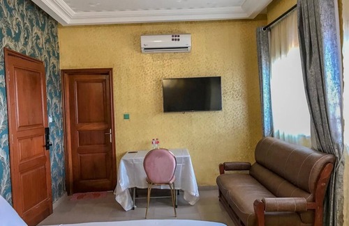 Littoral Department Hotel | Hotel Noahgarden 2