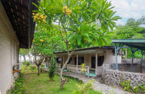 Jerowaru Hotel | Hotel O Bale Gajog Near SDN 2 SEKAROH