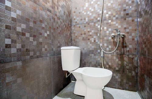 Balikpapan Hotel | Hotel O Balikpapan near Siloam Hospital formerly Syafla Guest House