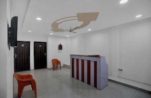 Sector 27 Hotel | Hotel O Crown