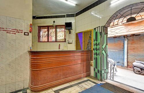 Triplicane Hotel | Hotel O Dream Palace Guest House Near Marina Beach