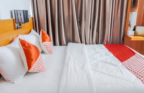 Demak Hotel | Hotel O Mandiri Guest House Syariah