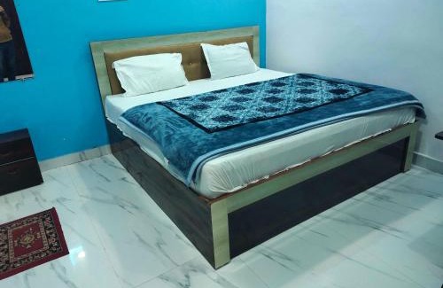 Misrikh Hotel | Hotel O Mandkaranya