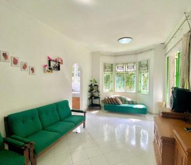 Cipanas Hotel | Hotel O Puncak Resort Guest House