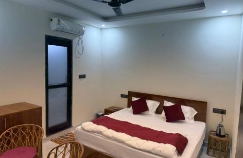 Rishikesh Hotel | Hotel om namami