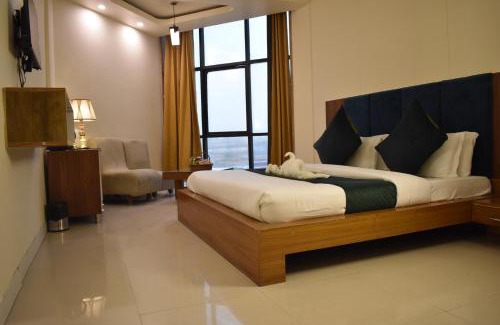 Dehradun Hotel | Hotel Padmini Palace