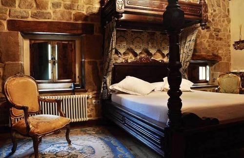 Escobedo Hotel | Hotel Palacio de Trasvilla