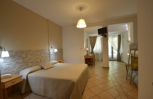 Campodonico Hotel | HOTEL PINETA RISTORANTE