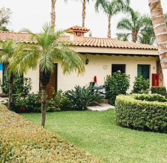 San Pedro Tlaquepaque Hotel | Hotel Posada Virreyes