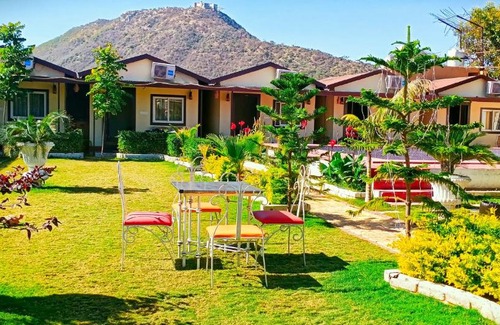 Pushkar Hotel | Hotel Raj Mahal - Luxery Room With Pool