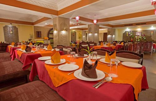 Sualkuchi Hotel | Hotel Rajmahal