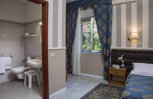 Torregrotta Hotel | Hotel Redebora
