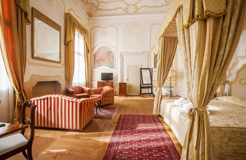 Cavasagra Hotel | Hotel Relais Villa Cornèr della Regina