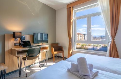Podgorica Hotel | Hotel Resurs