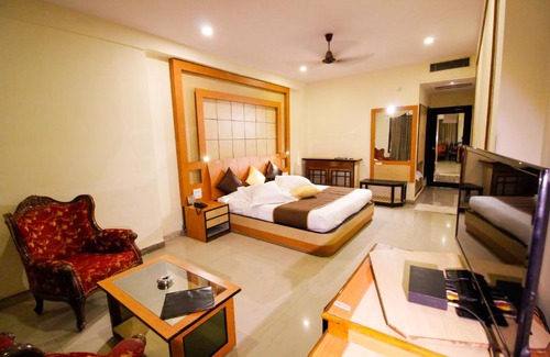 Jabalpur Hotel | Hotel Rishi Regency