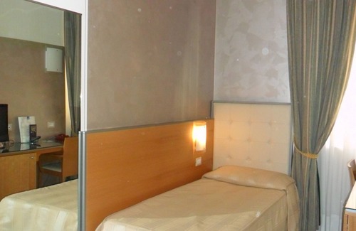 Segrate Hotel | Hotel Riviera